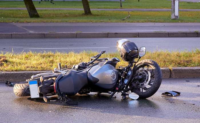 Zu den möglichen Sicherheitsnetzen zählt natürlich auch die Motorradversicherung. ( Foto: Shutterstock -  Juris Teivans)