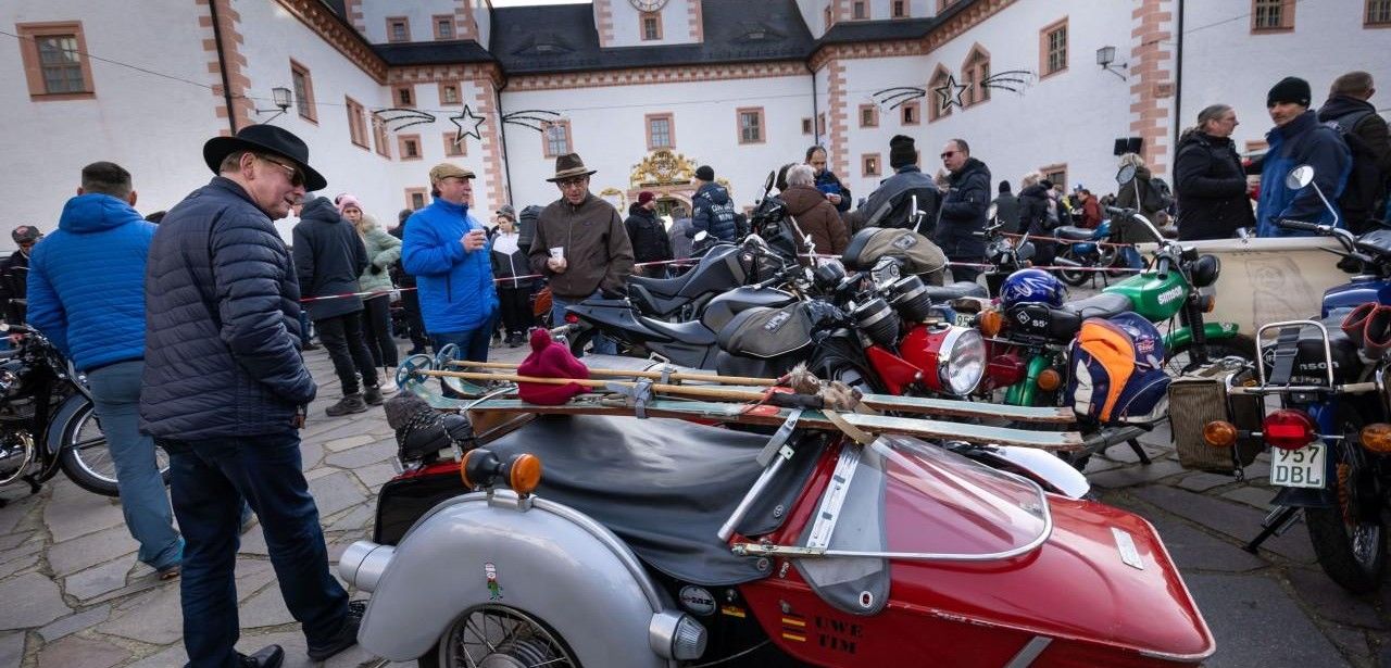 Traditionelles Wintertreffen auf Schloss Augustusburg mit Benzingesprächen und (Foto: Uwe Meinhold)