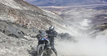 BMW R 1300 GS überwindet extreme Offroad-Herausforderung auf 6.000 (Foto: BMW Group)