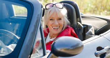 SIGNAL IDUNA erneut fairster Kfz-Serviceversicherer laut Focus Money (Foto: AdobeStock -  Volker Witt - 72012748)